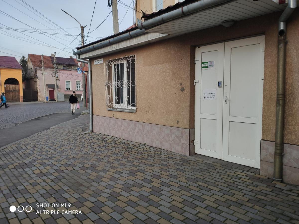 Apartments Domovik On Beregovskaya 3 Mukacheve Room photo